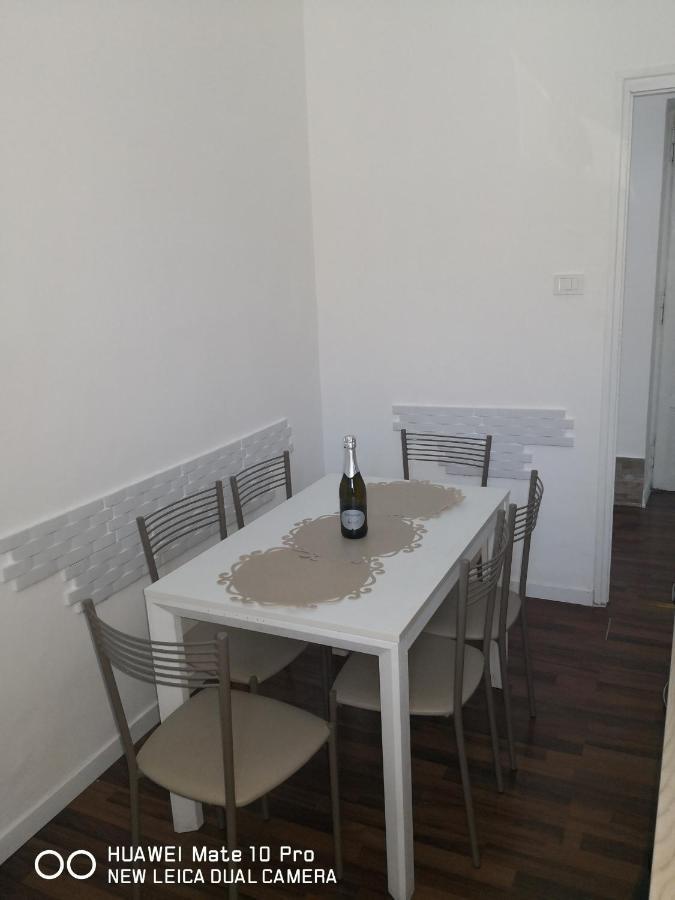 Trastevere Four Seasons Valadier Apartment Rom
